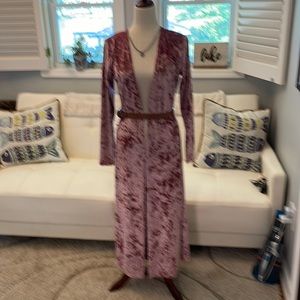 Duster by Crazy Train Size Med NWOT Crushed velvet. 47”from shoulder to bottom.